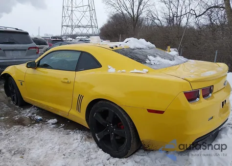 2013 Chevrolet Camaro 2Ls from USA, damaged, VIN 2G1FA1E38D9239218